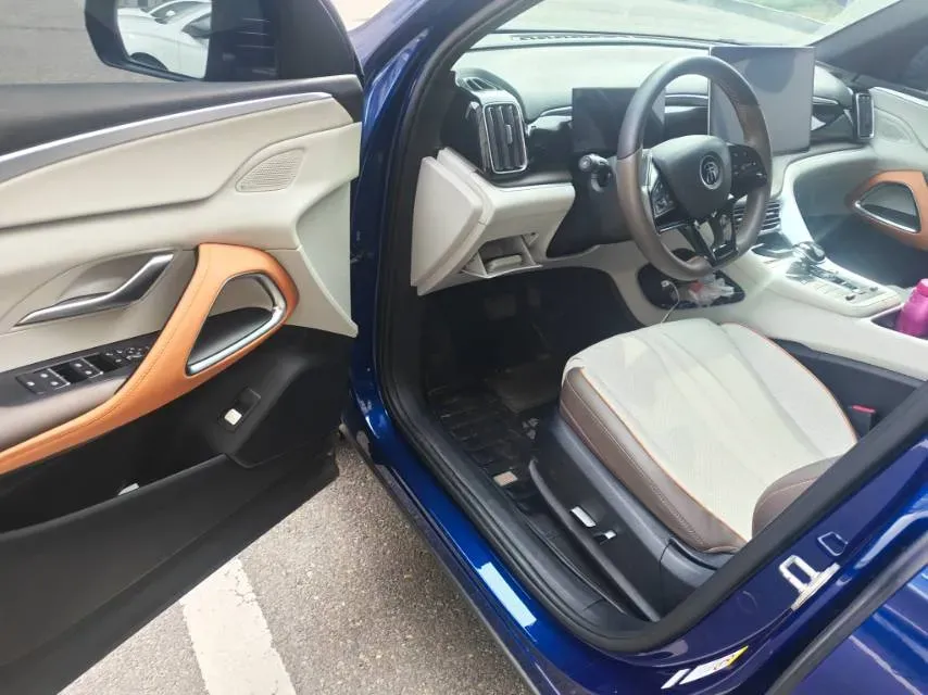 2022 Geely JiaJi 1.5T 177HP L3 7DCT PHEV 15.5KWH,autocango,china used car exporter,china ev exporter,chinese used car exporter,chinese used ev exporter