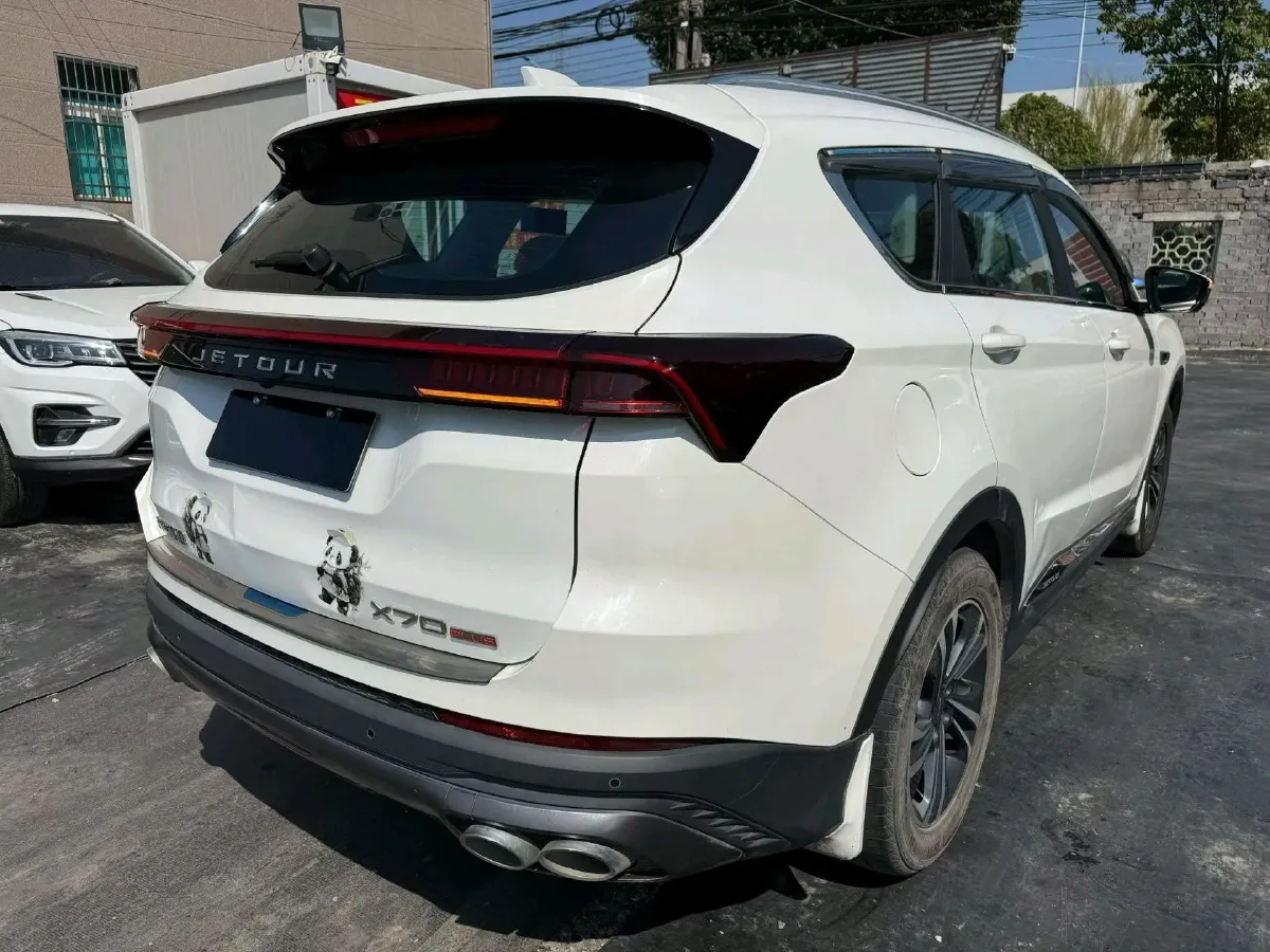 2021 Jetour X70 Plus 1.5T 156HP L4 6MT,autocango,china used car exporter,china ev exporter,chinese used car exporter,chinese used ev exporter