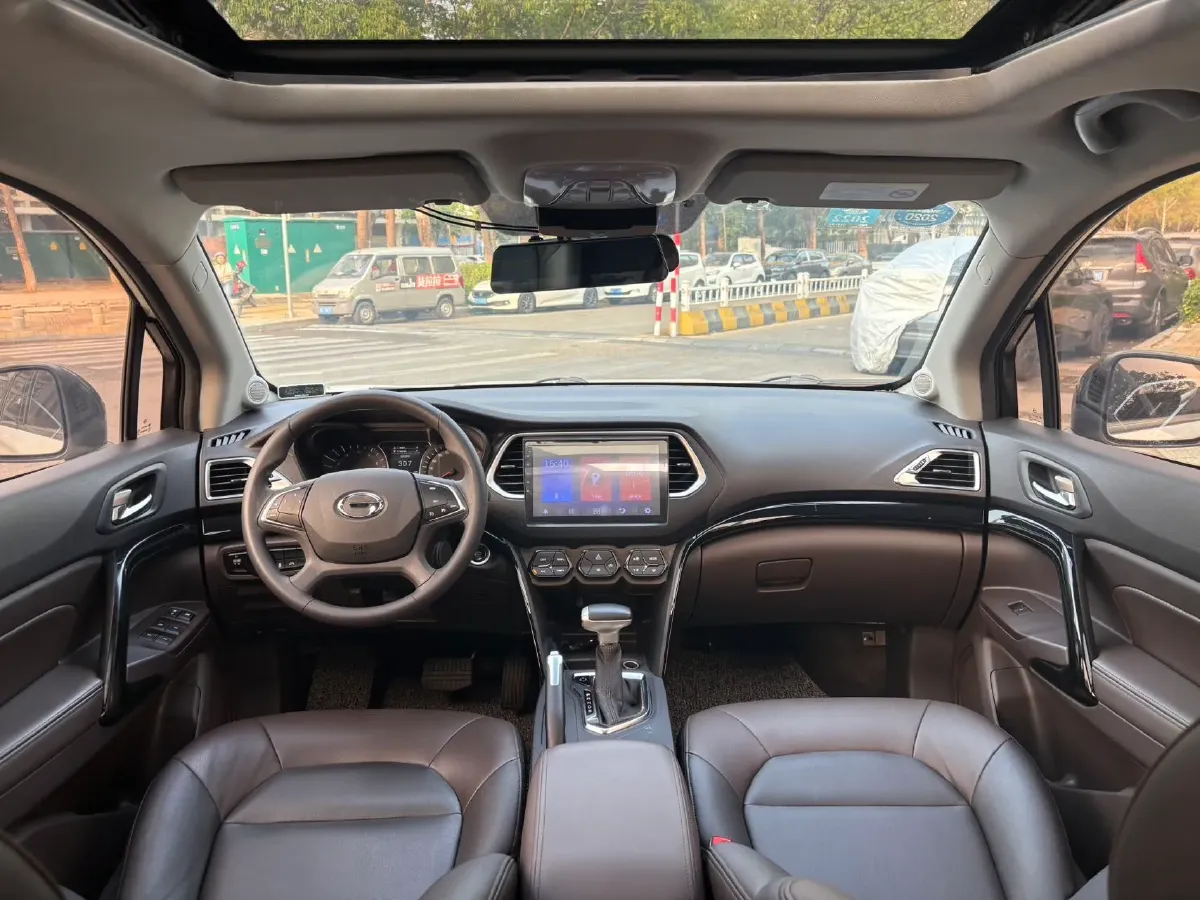 2017 GAC Trumpchi GS4 1.3T 137HP L4 7DCT,autocango,china used car exporter,china ev exporter,chinese used car exporter,chinese used ev exporter