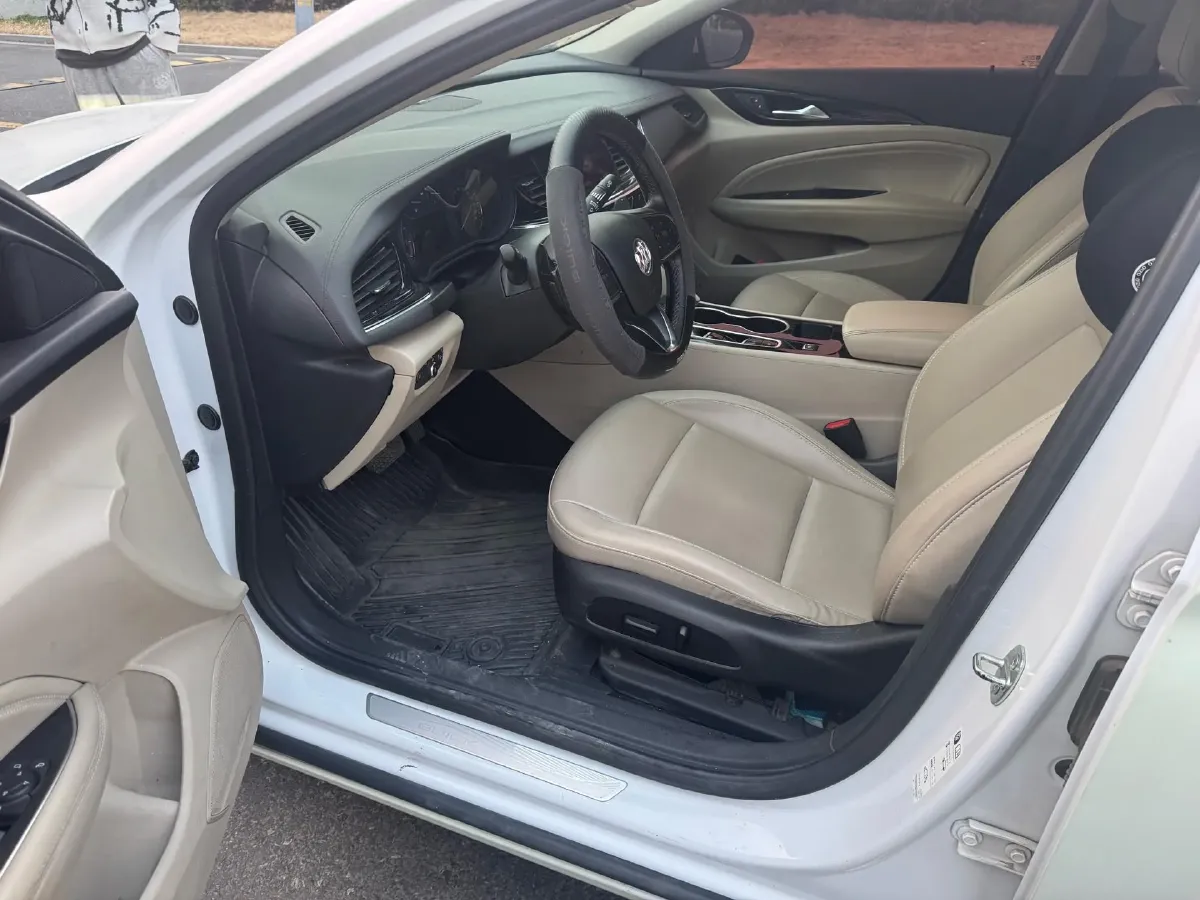 2020 Buick Regal 1.5T 169HP L4 9AT,autocango,china used car exporter,china ev exporter,chinese used car exporter,chinese used ev exporter