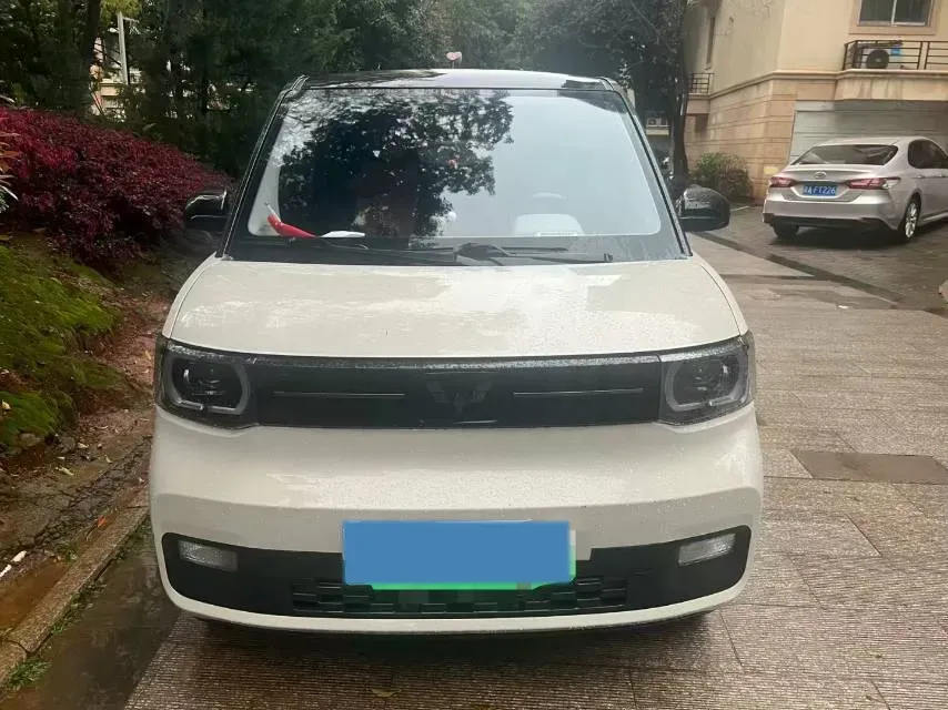 2022 WuLing HongGuang MINI EV BEV 13.9KWH,autocango,china used car exporter,china ev exporter,chinese used car exporter,chinese used ev exporter