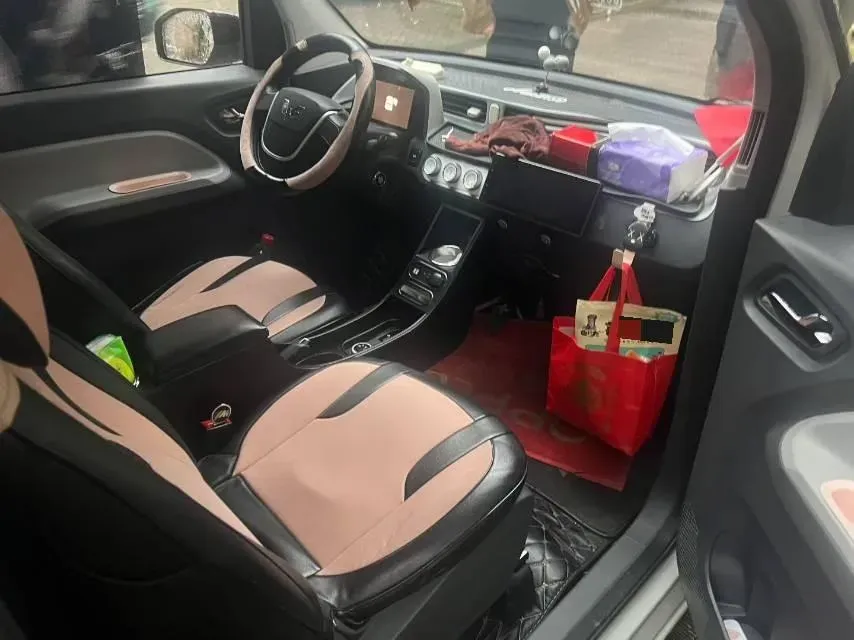 2022 WuLing HongGuang MINI EV BEV 13.9KWH,autocango,china used car exporter,china ev exporter,chinese used car exporter,chinese used ev exporter