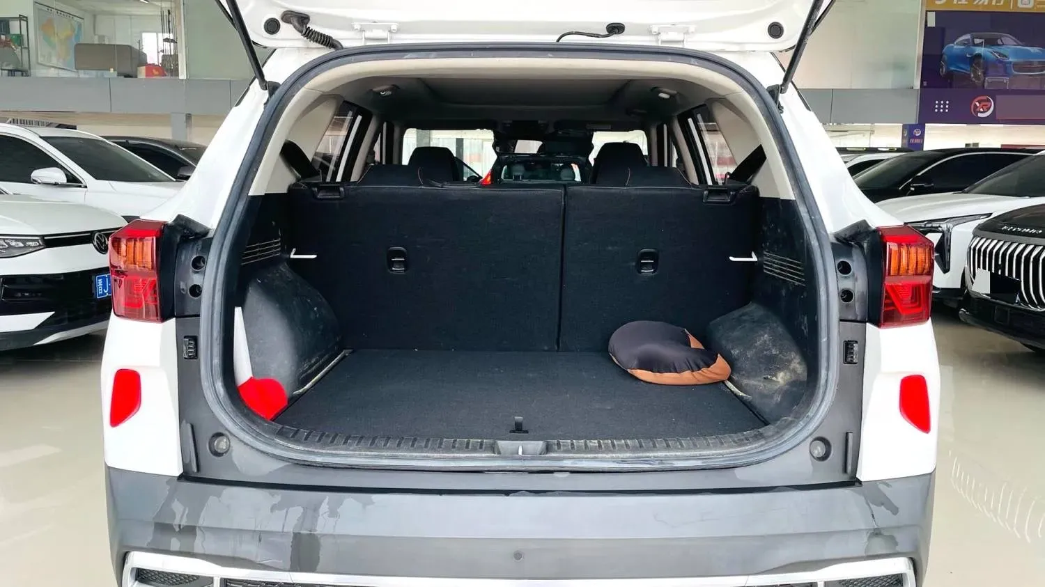 2021 Kia KX3 1.5L 115HP L4 CVT,autocango,china used car exporter,china ev exporter,chinese used car exporter,chinese used ev exporter