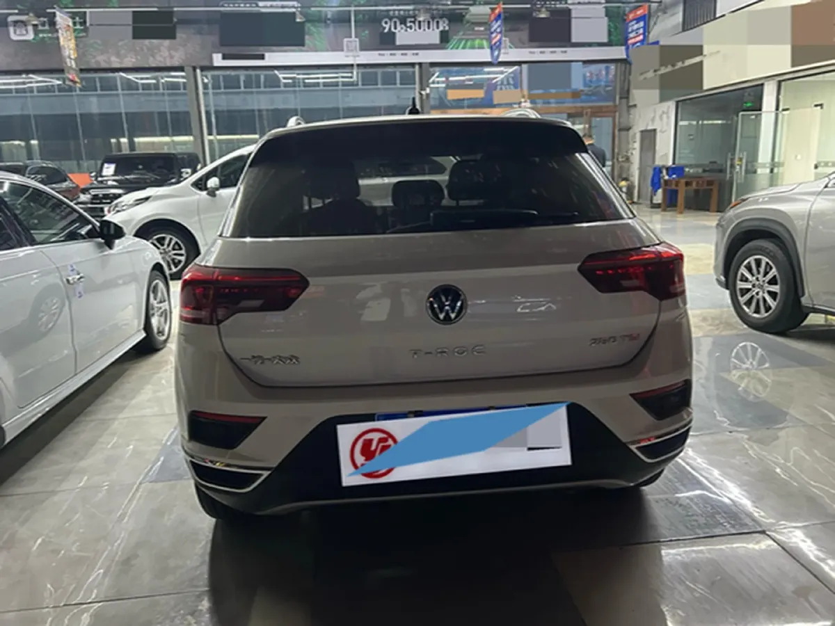 2022 Volkswagen T-Roc 1.4T 150HP L4 7DCT,autocango,china used car exporter,china ev exporter,chinese used car exporter,chinese used ev exporter