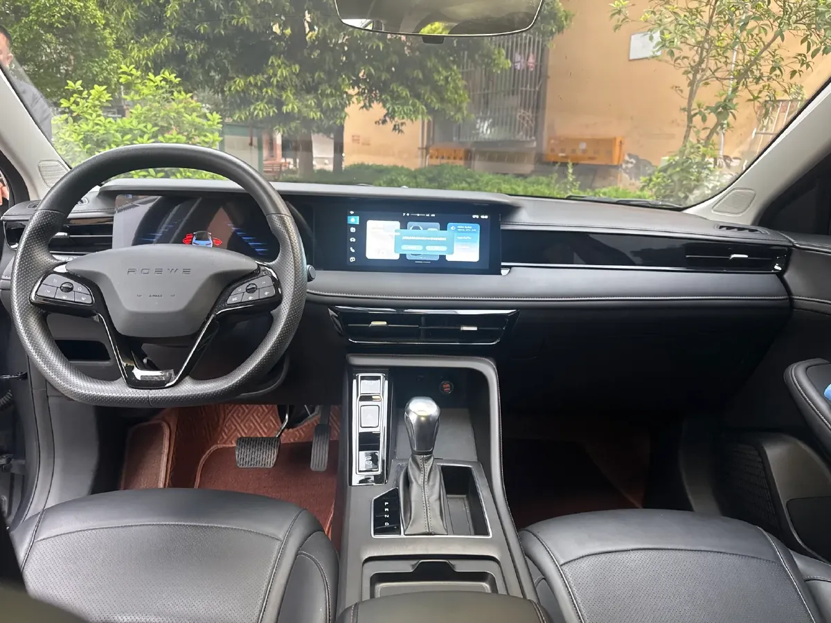 2023 Roewe i5 1.5L 129HP L4 CVT,autocango,china used car exporter,china ev exporter,chinese used car exporter,chinese used ev exporter
