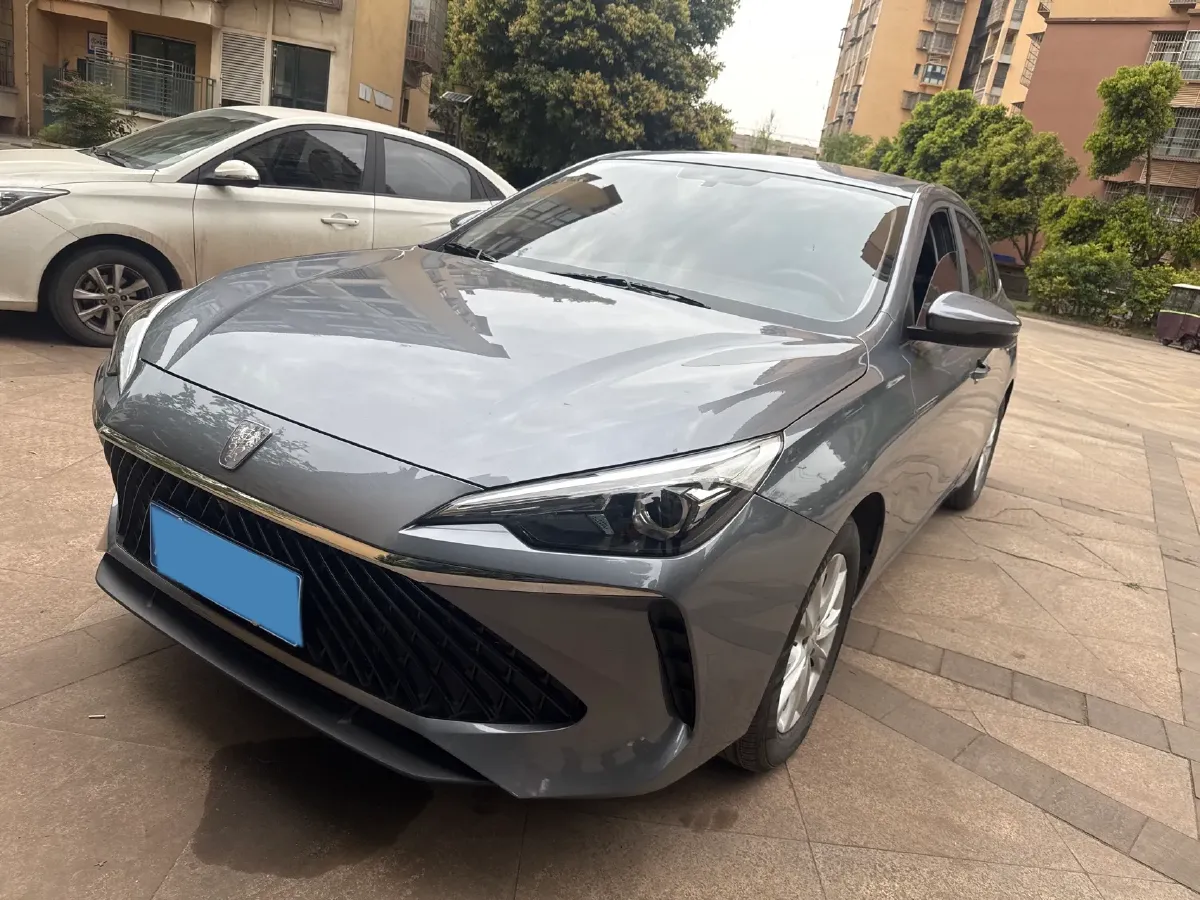 2023 Roewe i5 1.5L 129HP L4 CVT,autocango,china used car exporter,china ev exporter,chinese used car exporter,chinese used ev exporter