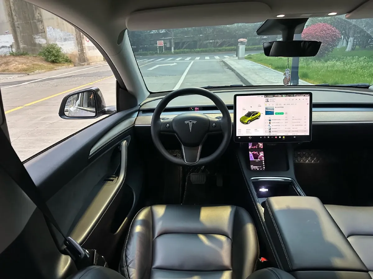 2021 Tesla Model Y BEV 60KWH,autocango,china used car exporter,china ev exporter,chinese used car exporter,chinese used ev exporter