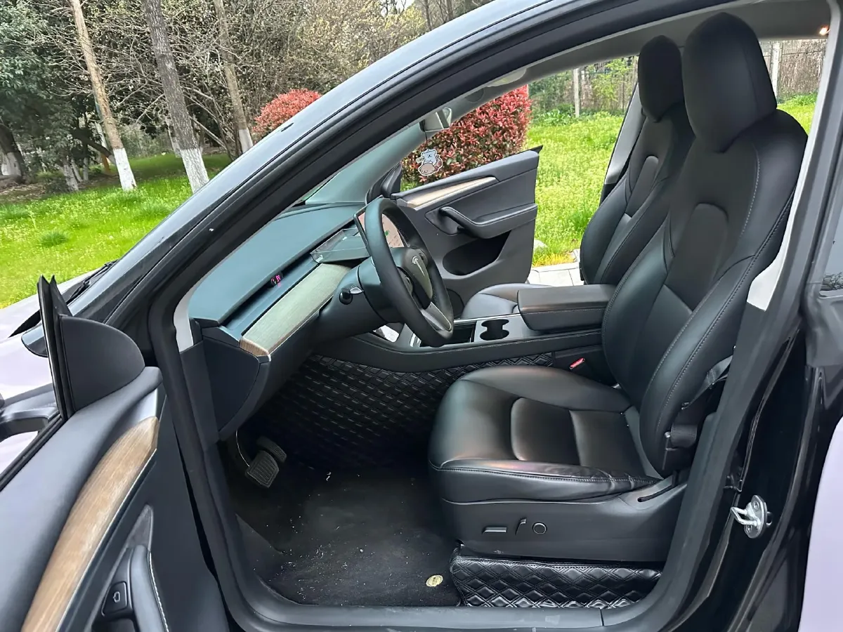 2021 Tesla Model Y BEV 60KWH,autocango,china used car exporter,china ev exporter,chinese used car exporter,chinese used ev exporter