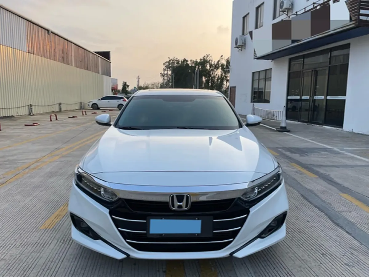 2022 Honda Accord 1.5T 194HP L4 CVT,autocango,china used car exporter,china ev exporter,chinese used car exporter,chinese used ev exporter
