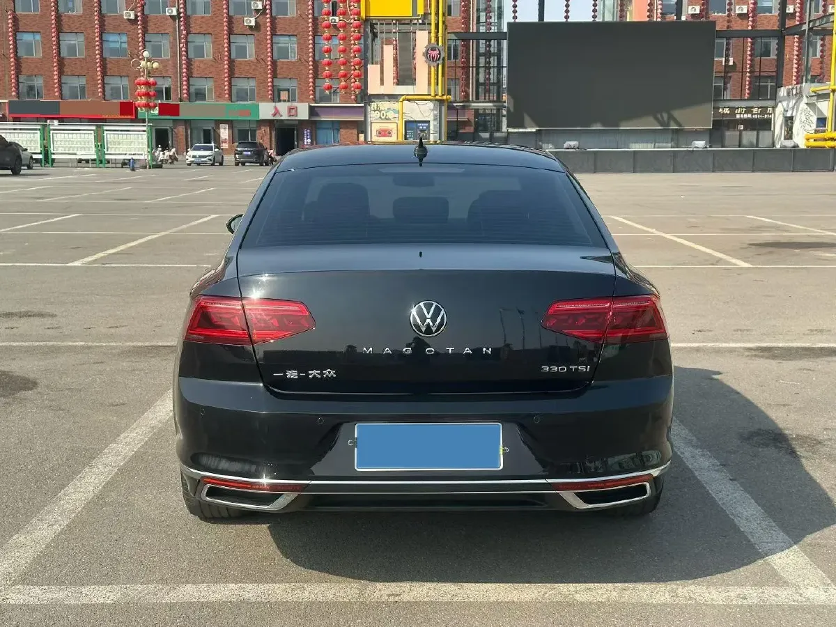 2021 Volkswagen Magotan 2.0T 186HP L4 7DCT,autocango,china used car exporter,china ev exporter,chinese used car exporter,chinese used ev exporter