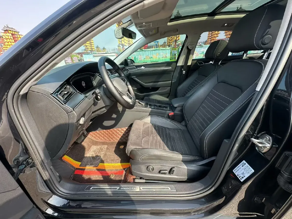 2021 Volkswagen Magotan 2.0T 186HP L4 7DCT,autocango,china used car exporter,china ev exporter,chinese used car exporter,chinese used ev exporter