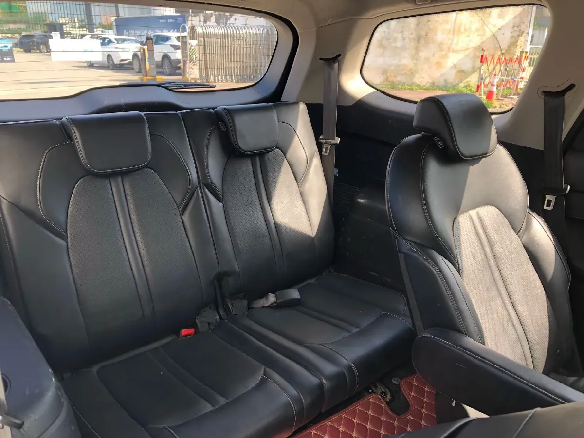 2018 BaoJun 360 1.5L 112HP L4 6MT,autocango,china used car exporter,china ev exporter,chinese used car exporter,chinese used ev exporter