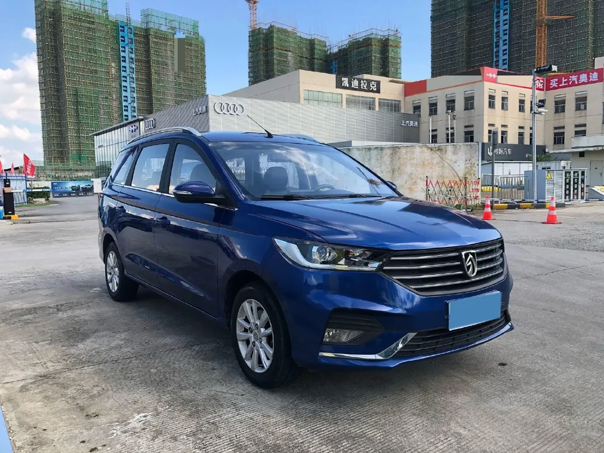 2018 BaoJun 360 1.5L 112HP L4 6MT,autocango,china used car exporter,china ev exporter,chinese used car exporter,chinese used ev exporter