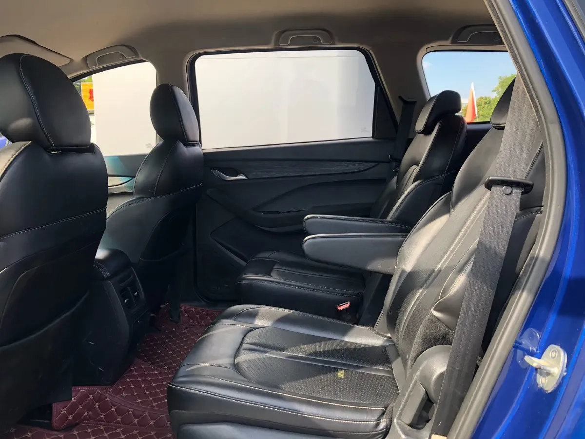 2018 BaoJun 360 1.5L 112HP L4 6MT,autocango,china used car exporter,china ev exporter,chinese used car exporter,chinese used ev exporter