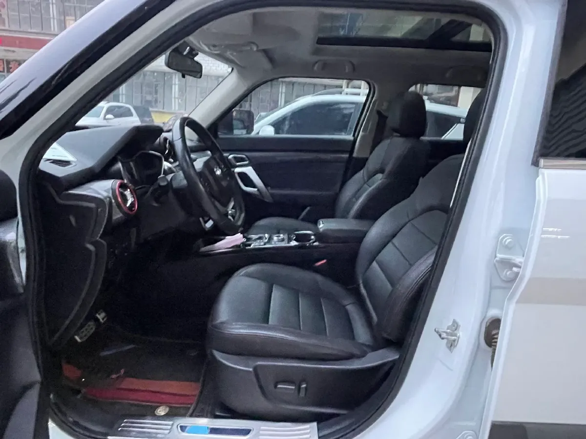 2018 Beijing BJ20 1.5T 150HP L4 CVT,autocango,china used car exporter,china ev exporter,chinese used car exporter,chinese used ev exporter