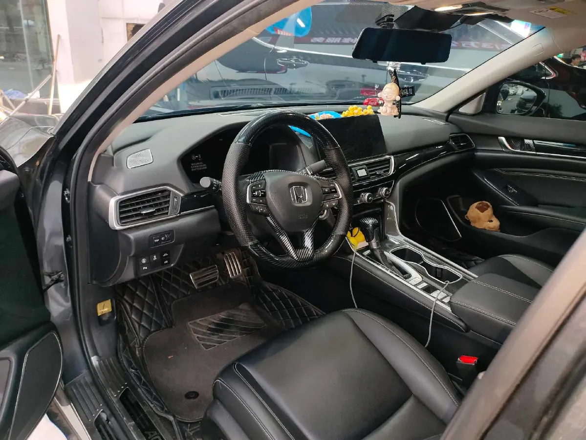 2022 Honda Accord 1.5T 194HP L4 CVT,autocango,china used car exporter,china ev exporter,chinese used car exporter,chinese used ev exporter