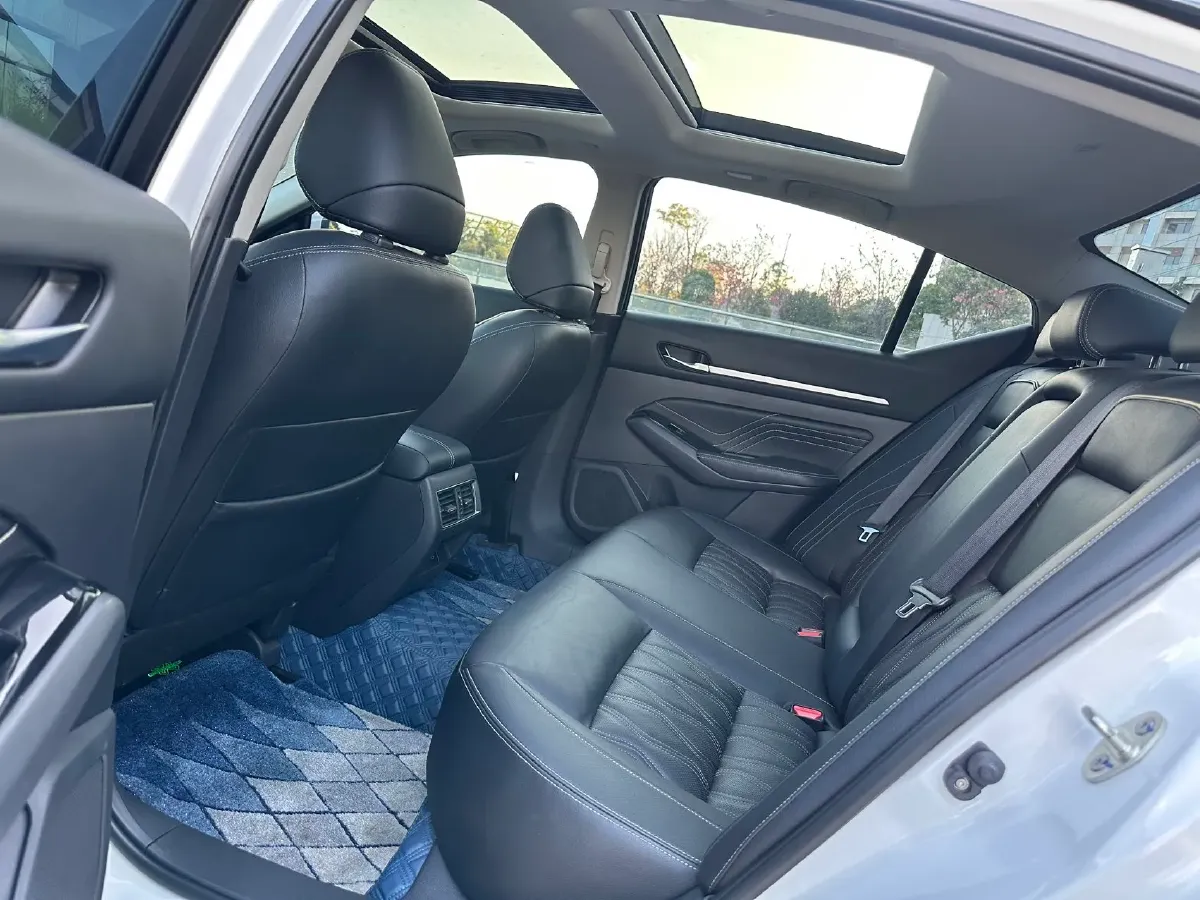 2022 Nissan Teana 2.0T 243HP L4 CVT,autocango,china used car exporter,china ev exporter,chinese used car exporter,chinese used ev exporter