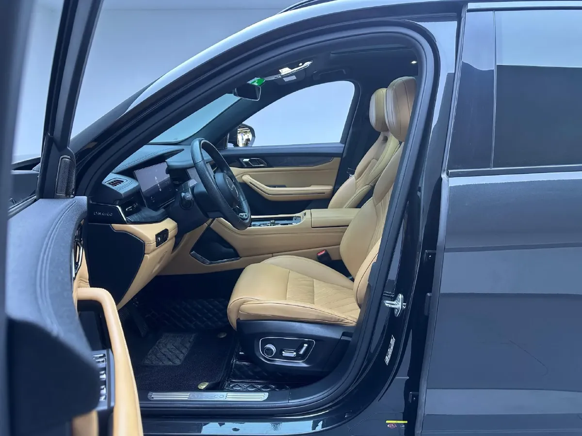 2021 Buick GL8 2.0T 237HP L4 9AT,autocango,china used car exporter,china ev exporter,chinese used car exporter,chinese used ev exporter