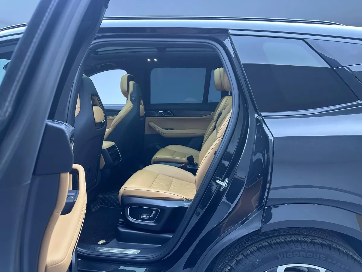 2021 Buick GL8 2.0T 237HP L4 9AT,autocango,china used car exporter,china ev exporter,chinese used car exporter,chinese used ev exporter