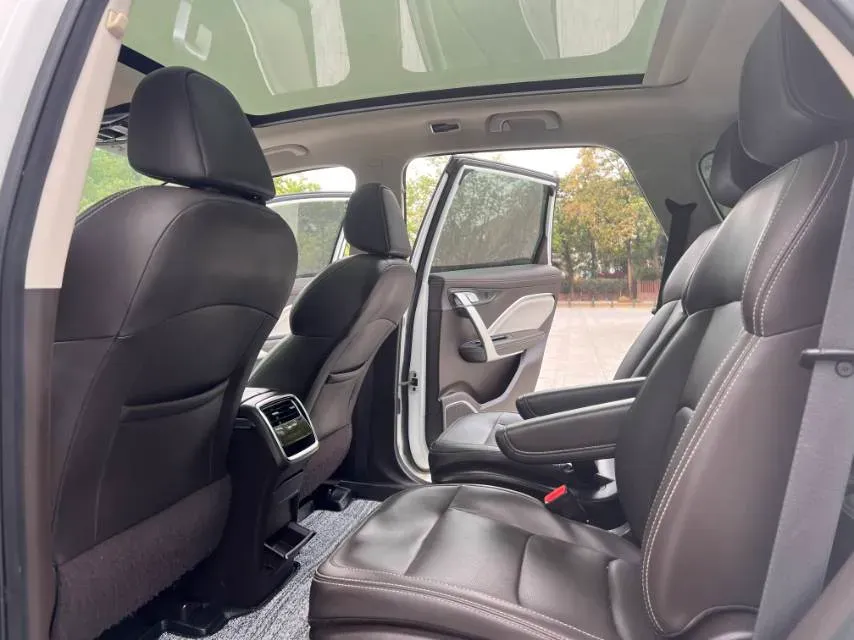 2021 Geely JiaJi 1.8T 184HP L4 7DCT,autocango,china used car exporter,china ev exporter,chinese used car exporter,chinese used ev exporter