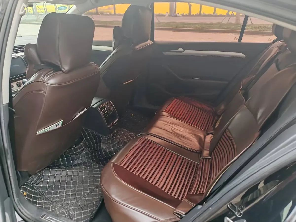 2018 Volkswagen Magotan 1.4T 150HP L4 7DCT,autocango,china used car exporter,china ev exporter,chinese used car exporter,chinese used ev exporter