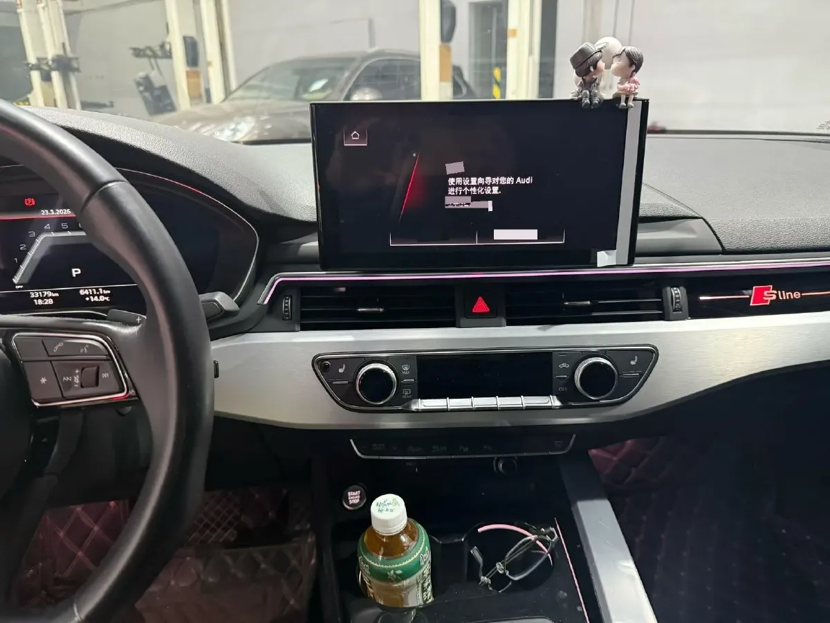 2022 Audi A4L 2.0T 190HP L4 7DCT,autocango,china used car exporter,china ev exporter,chinese used car exporter,chinese used ev exporter