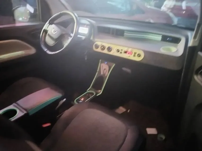 2022 LingBox uni BEV 11.52KWH,autocango,china used car exporter,china ev exporter,chinese used car exporter,chinese used ev exporter