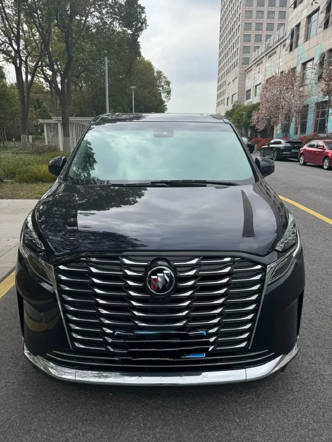 2023 Buick GL8 2.0T 237HP L4 9AT,autocango,china used car exporter,china ev exporter,chinese used car exporter,chinese used ev exporter