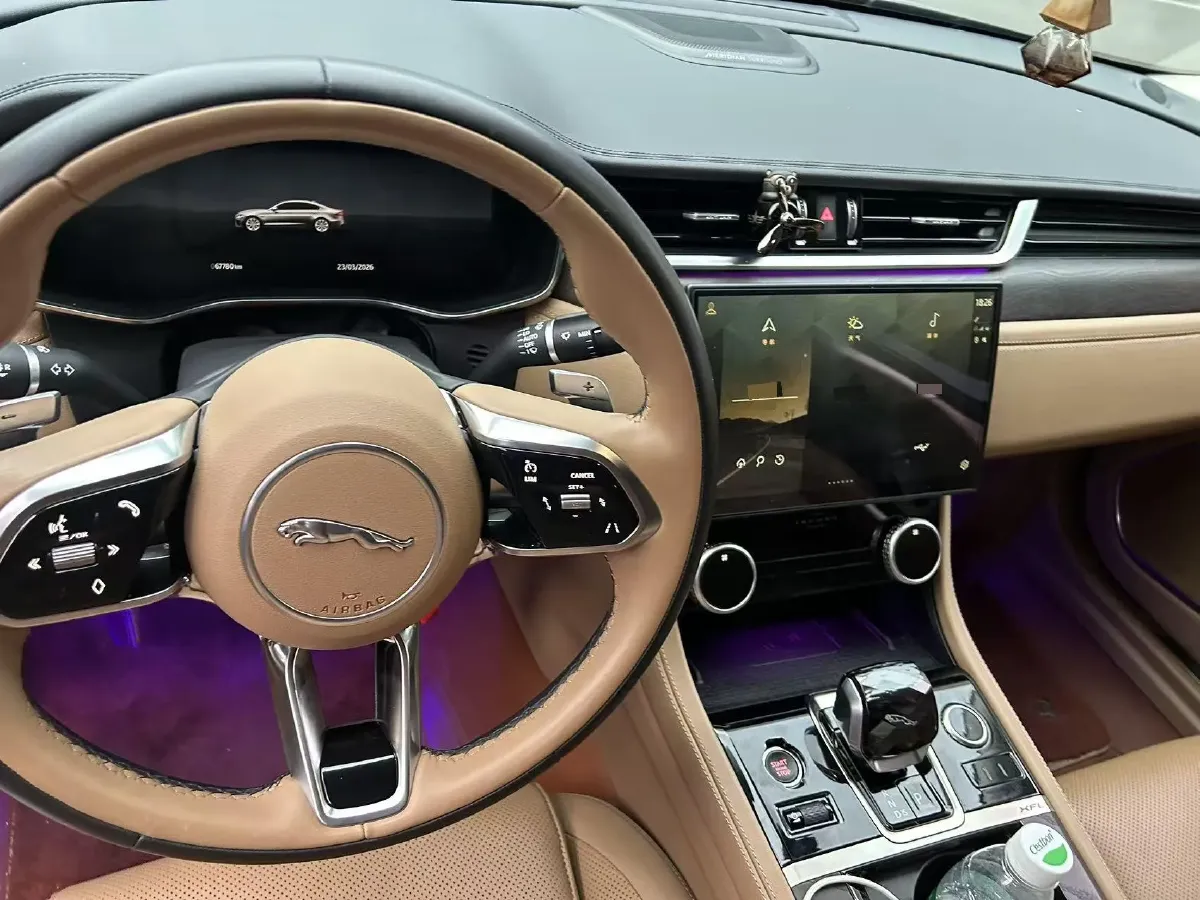 2023 Jaguar XFL 2.0T 250HP L4 8AT,autocango,china used car exporter,china ev exporter,chinese used car exporter,chinese used ev exporter