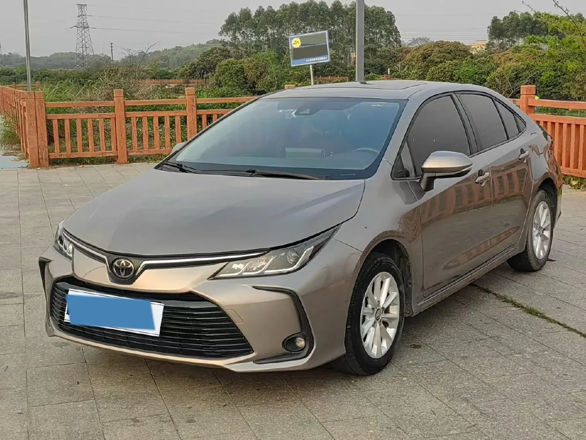 2021 Toyota Corolla 1.2T 116HP L4 CVT,autocango,china used car exporter,china ev exporter,chinese used car exporter,chinese used ev exporter