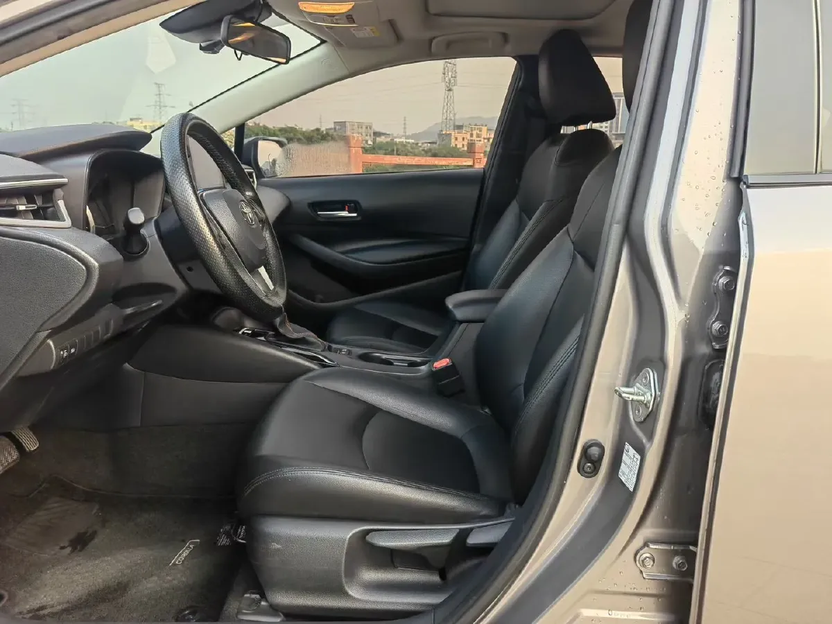 2021 Toyota Corolla 1.2T 116HP L4 CVT,autocango,china used car exporter,china ev exporter,chinese used car exporter,chinese used ev exporter