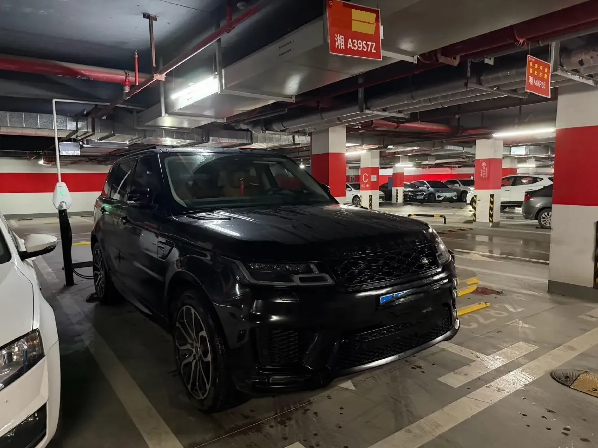 2022 Land Rover Range Rover Sport 3.0T 360HP L6 8AT,autocango,china used car exporter,china ev exporter,chinese used car exporter,chinese used ev exporter