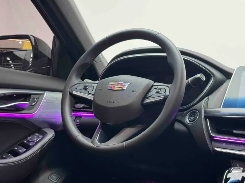 2023 Cadillac CT5 2.0T 237HP L4 10AT,autocango,china used car exporter,china ev exporter,chinese used car exporter,chinese used ev exporter