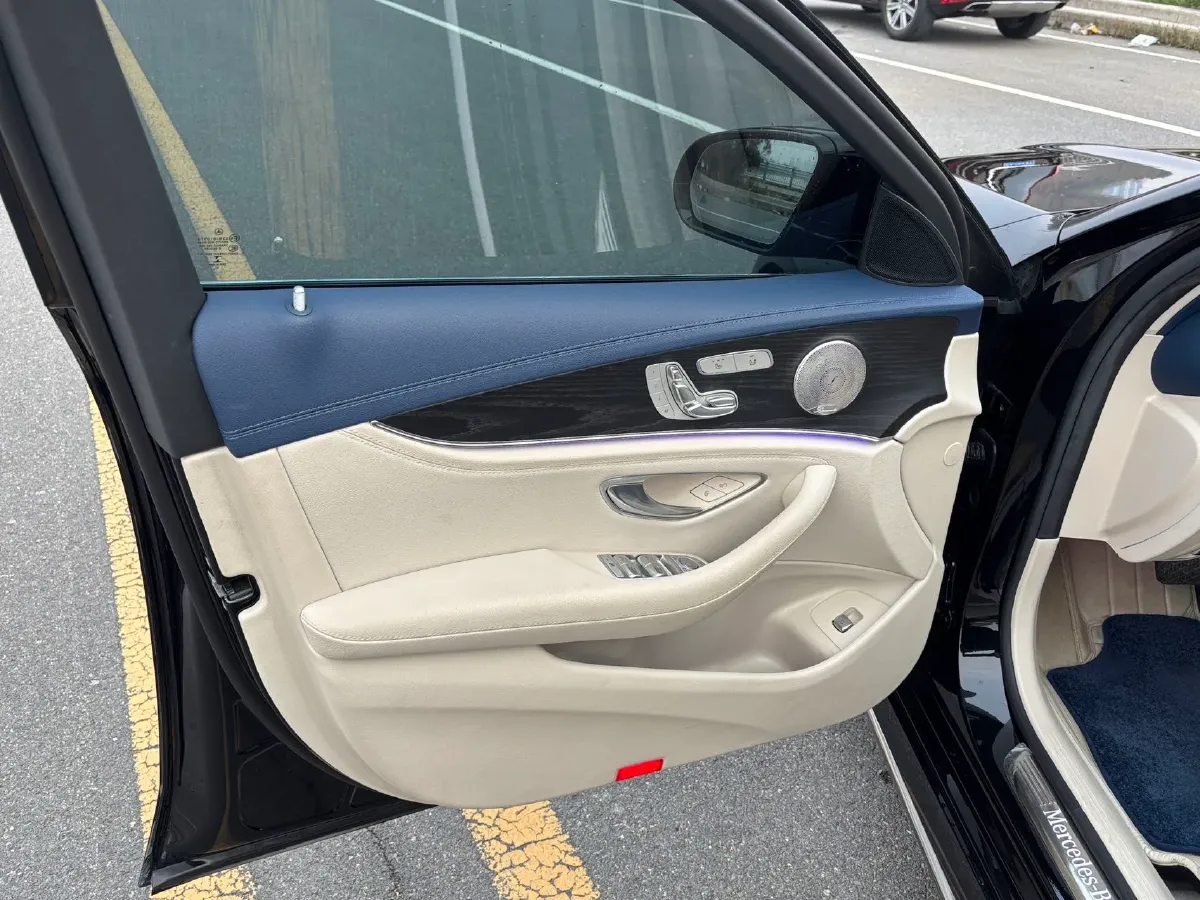 2022 Mercedes-Benz E Class 2.0T 258HP L4 9AT,autocango,china used car exporter,china ev exporter,chinese used car exporter,chinese used ev exporter