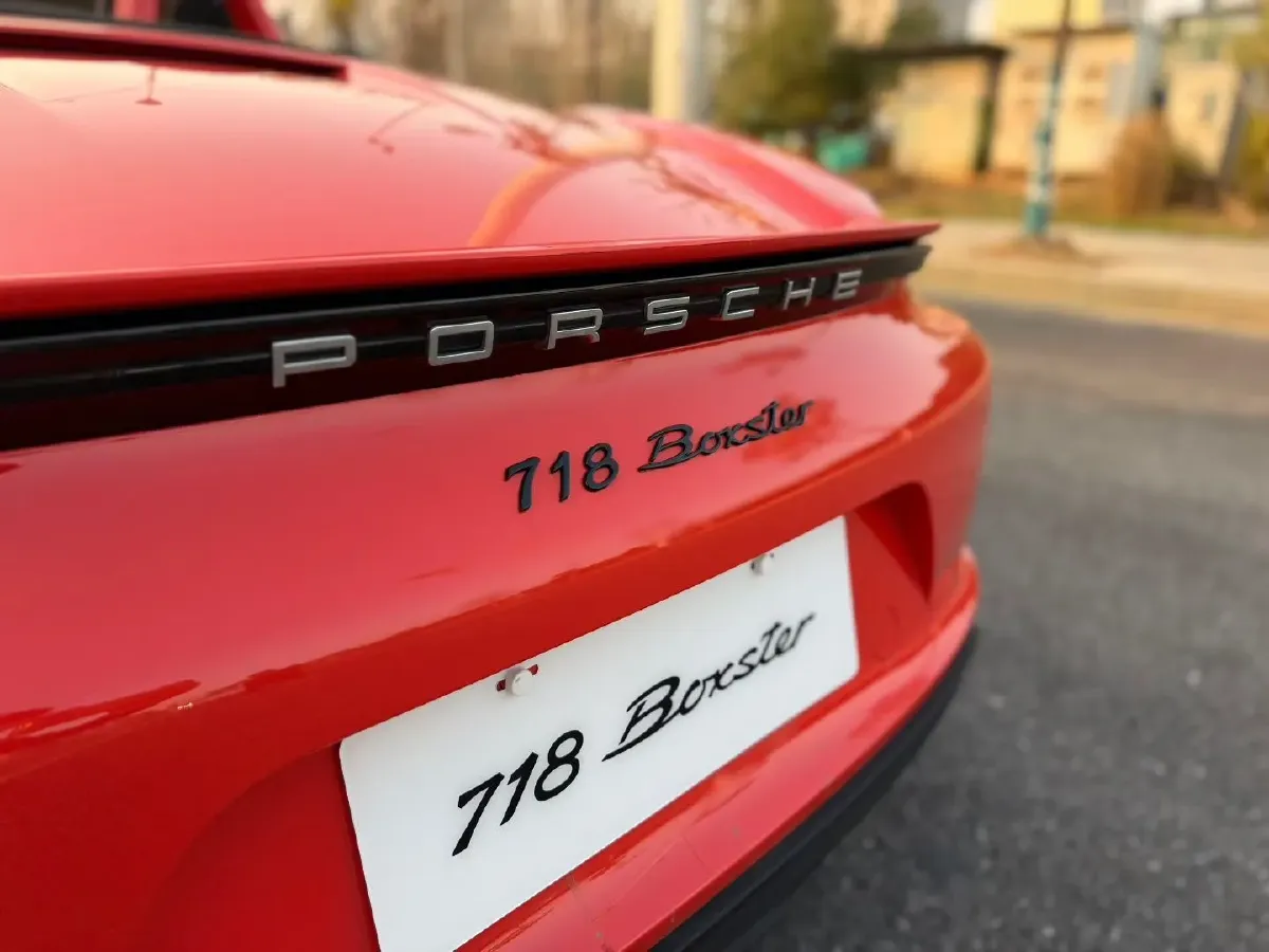 2018 Porsche 718 2.0T 250HP H4 7DCT,autocango,china used car exporter,china ev exporter,chinese used car exporter,chinese used ev exporter