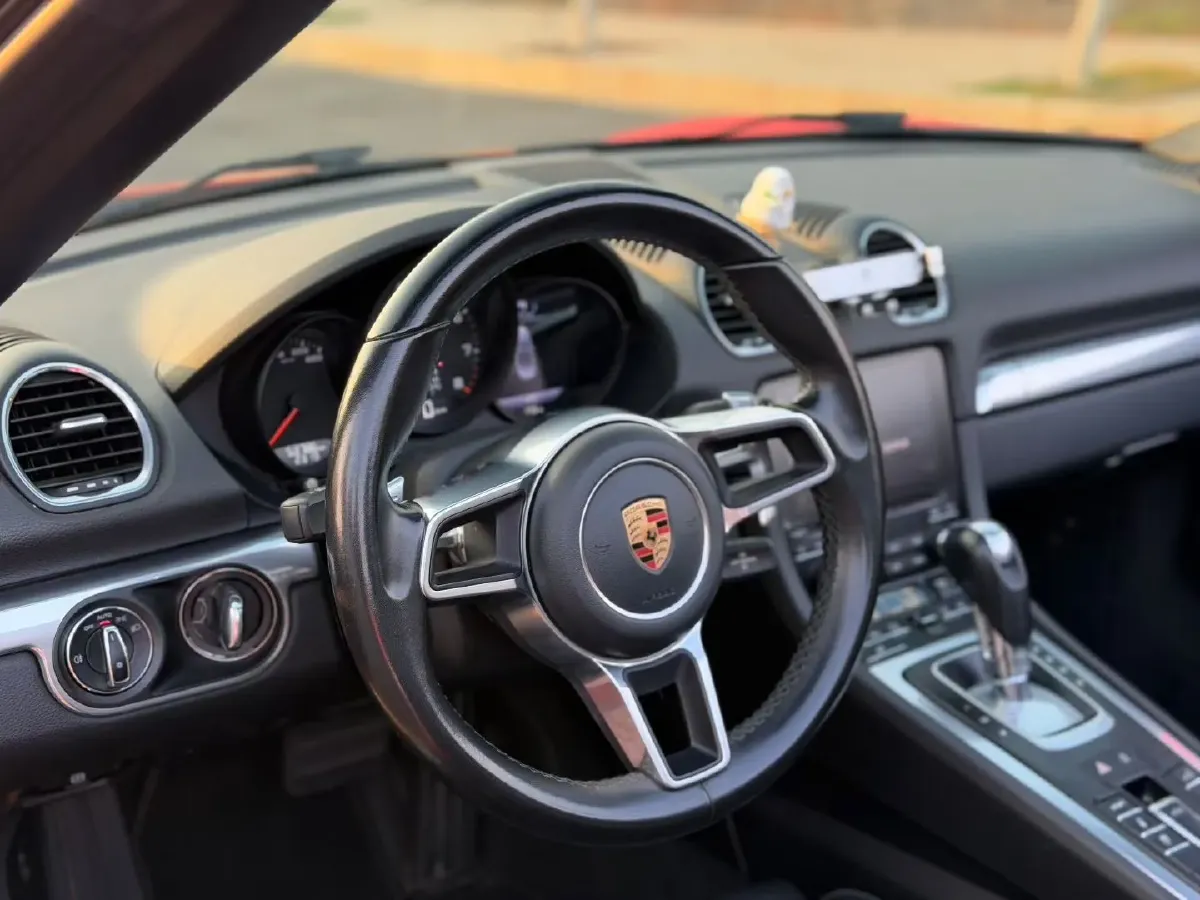 2018 Porsche 718 2.0T 250HP H4 7DCT,autocango,china used car exporter,china ev exporter,chinese used car exporter,chinese used ev exporter