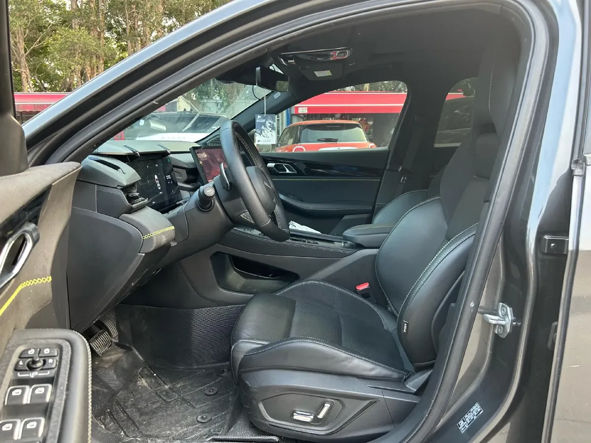 2023 MAXUS G50 1.5T 181HP L4 7DCT,autocango,china used car exporter,china ev exporter,chinese used car exporter,chinese used ev exporter