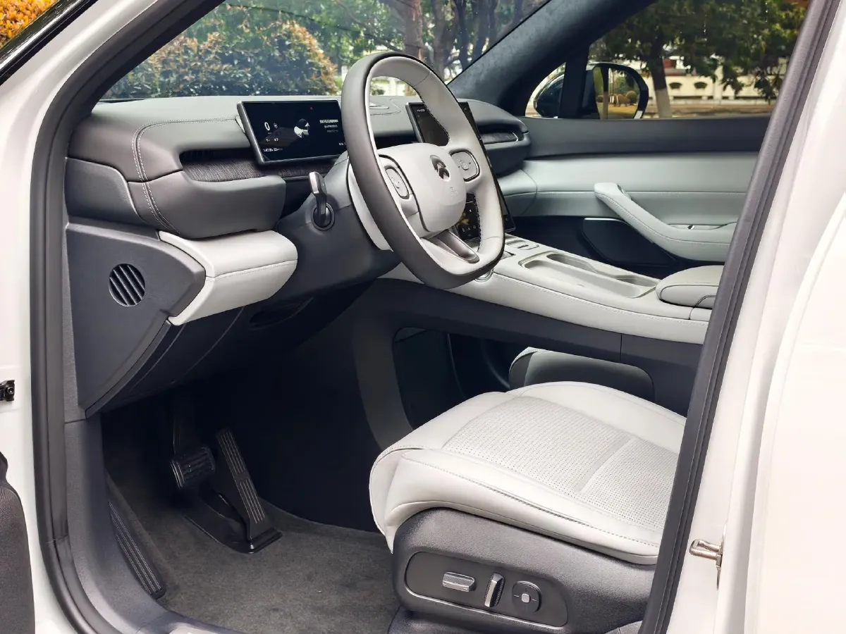 2021 HiPhi X BEV 97KWH,autocango,china used car exporter,china ev exporter,chinese used car exporter,chinese used ev exporter