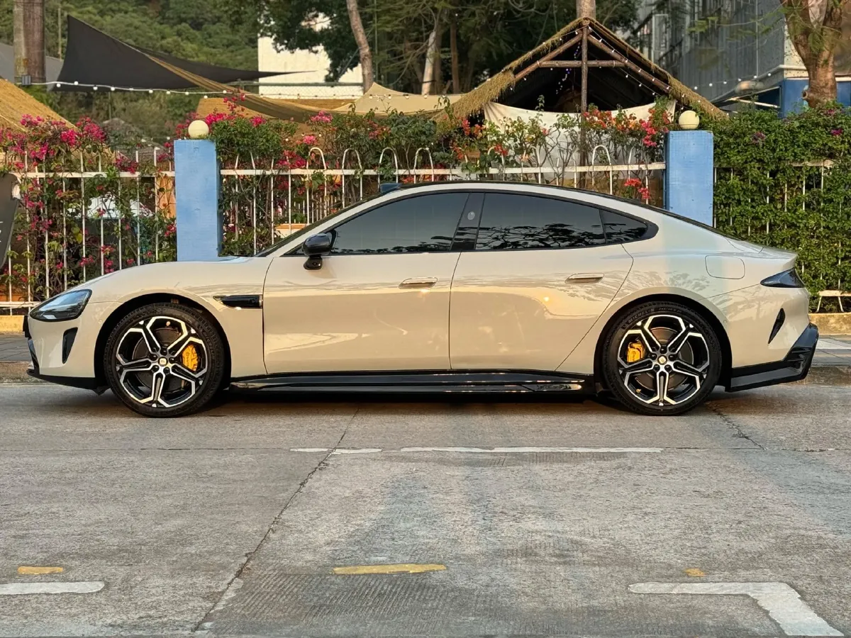 2024 MI SU7 BEV 73.6KWH,autocango,china used car exporter,china ev exporter,chinese used car exporter,chinese used ev exporter