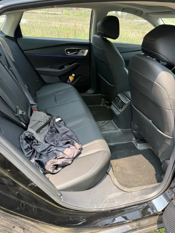 2025 Honda Accord 1.5T 192HP L4 CVT,autocango,china used car exporter,china ev exporter,chinese used car exporter,chinese used ev exporter