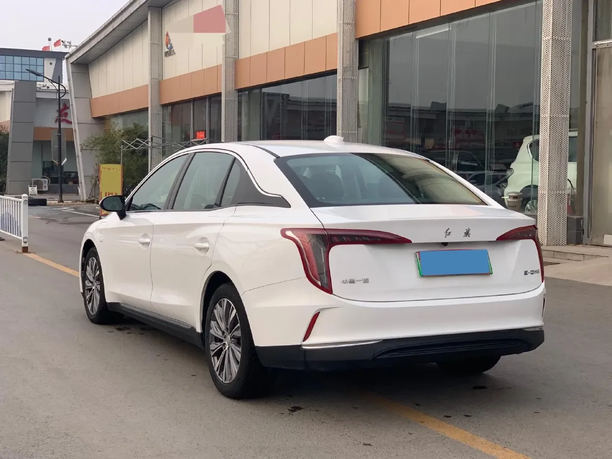 2022 HongQi E-QM5 BEV 54KWH,autocango,china used car exporter,china ev exporter,chinese used car exporter,chinese used ev exporter
