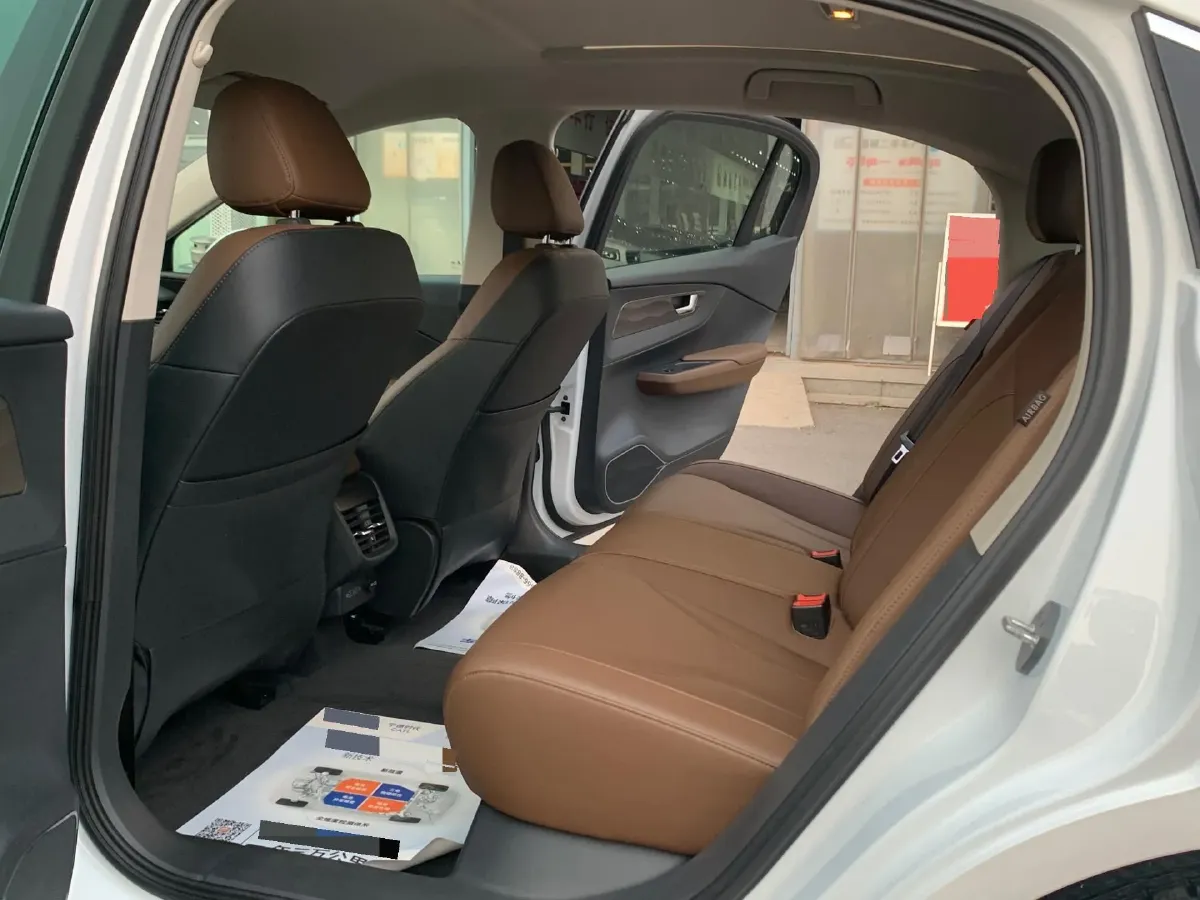 2022 HongQi E-QM5 BEV 54KWH,autocango,china used car exporter,china ev exporter,chinese used car exporter,chinese used ev exporter