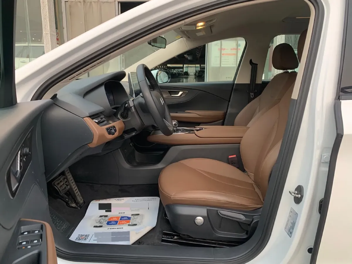 2022 HongQi E-QM5 BEV 54KWH,autocango,china used car exporter,china ev exporter,chinese used car exporter,chinese used ev exporter