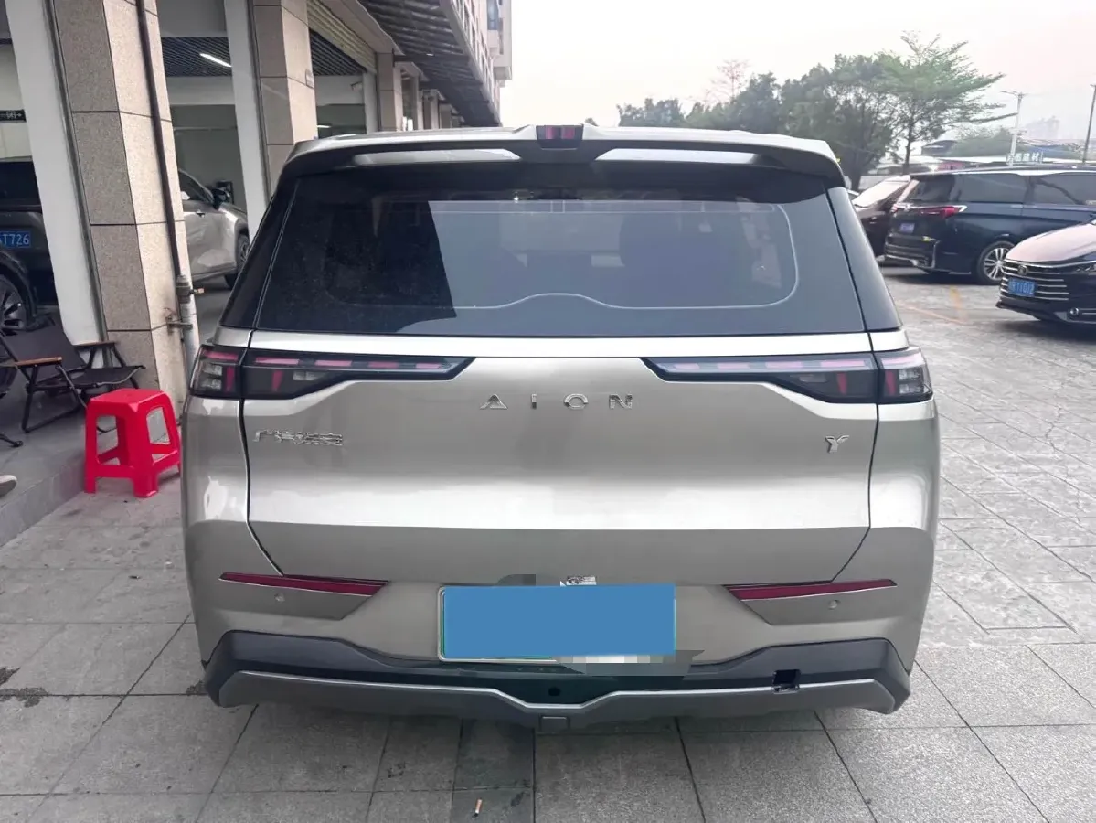 2022 Geely Okavango 1.8T 184HP L4 7DCT,autocango,china used car exporter,china ev exporter,chinese used car exporter,chinese used ev exporter