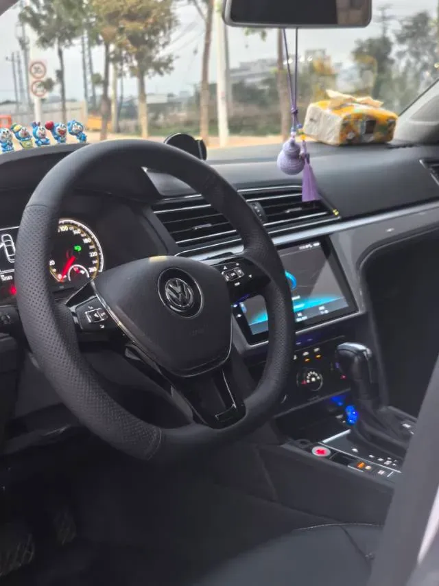 2019 Volkswagen Lamando 1.4T 131HP L4 7DCT,autocango,china used car exporter,china ev exporter,chinese used car exporter,chinese used ev exporter