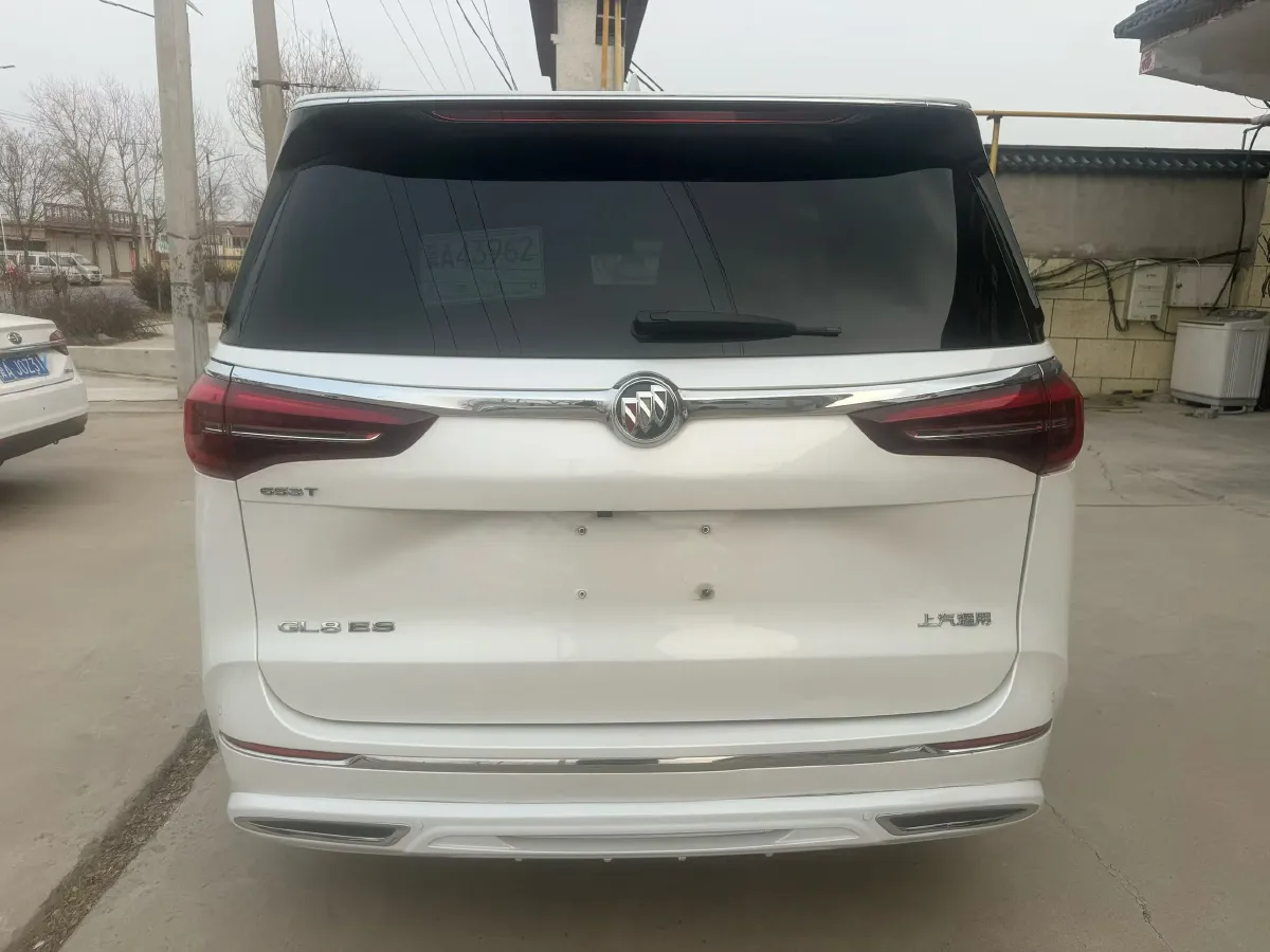 2022 Buick GL8 2.0T 237HP L4 9AT,autocango,china used car exporter,china ev exporter,chinese used car exporter,chinese used ev exporter