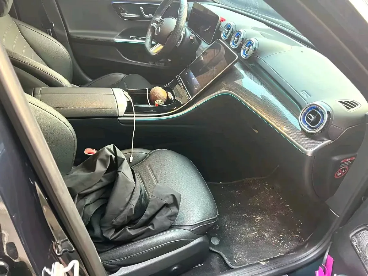 2023 Mercedes-Benz C Class 1.5T 204HP L4 9AT,autocango,china used car exporter,china ev exporter,chinese used car exporter,chinese used ev exporter