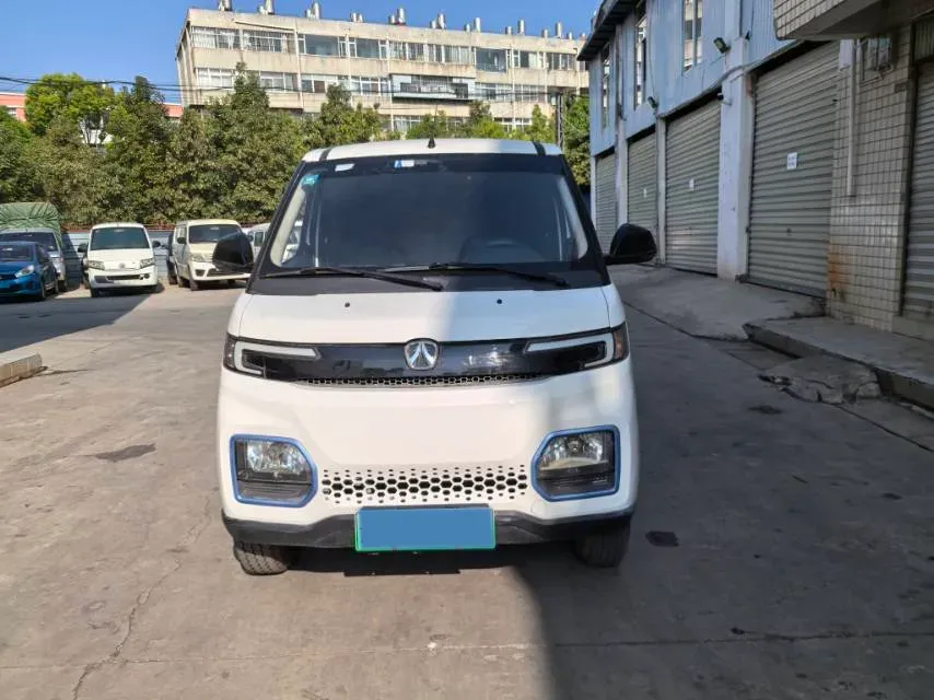2018 SRM T20 EV BEV 35.04KWH,autocango,china used car exporter,china ev exporter,chinese used car exporter,chinese used ev exporter