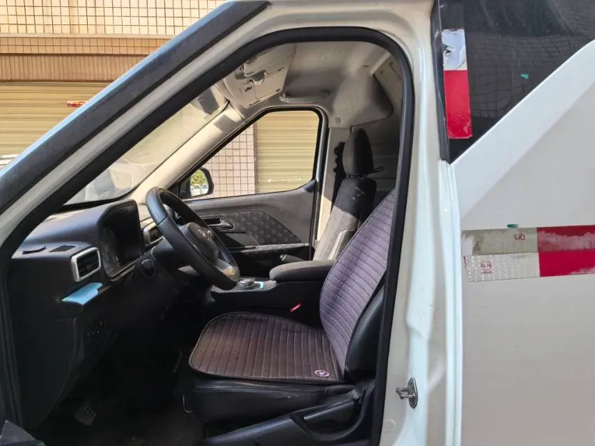 2018 SRM T20 EV BEV 35.04KWH,autocango,china used car exporter,china ev exporter,chinese used car exporter,chinese used ev exporter