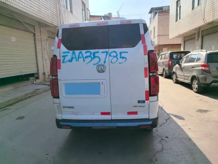 2018 SRM T20 EV BEV 35.04KWH,autocango,china used car exporter,china ev exporter,chinese used car exporter,chinese used ev exporter